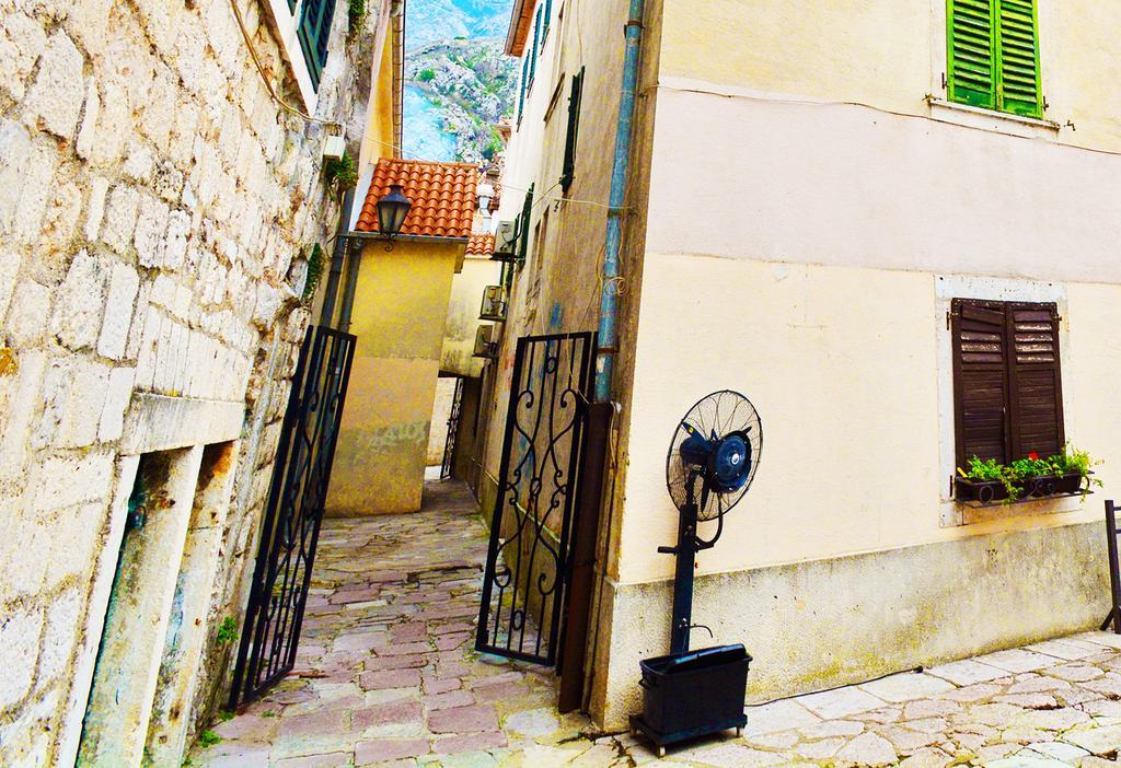 Tajami Apartments Kotor Kültér fotó